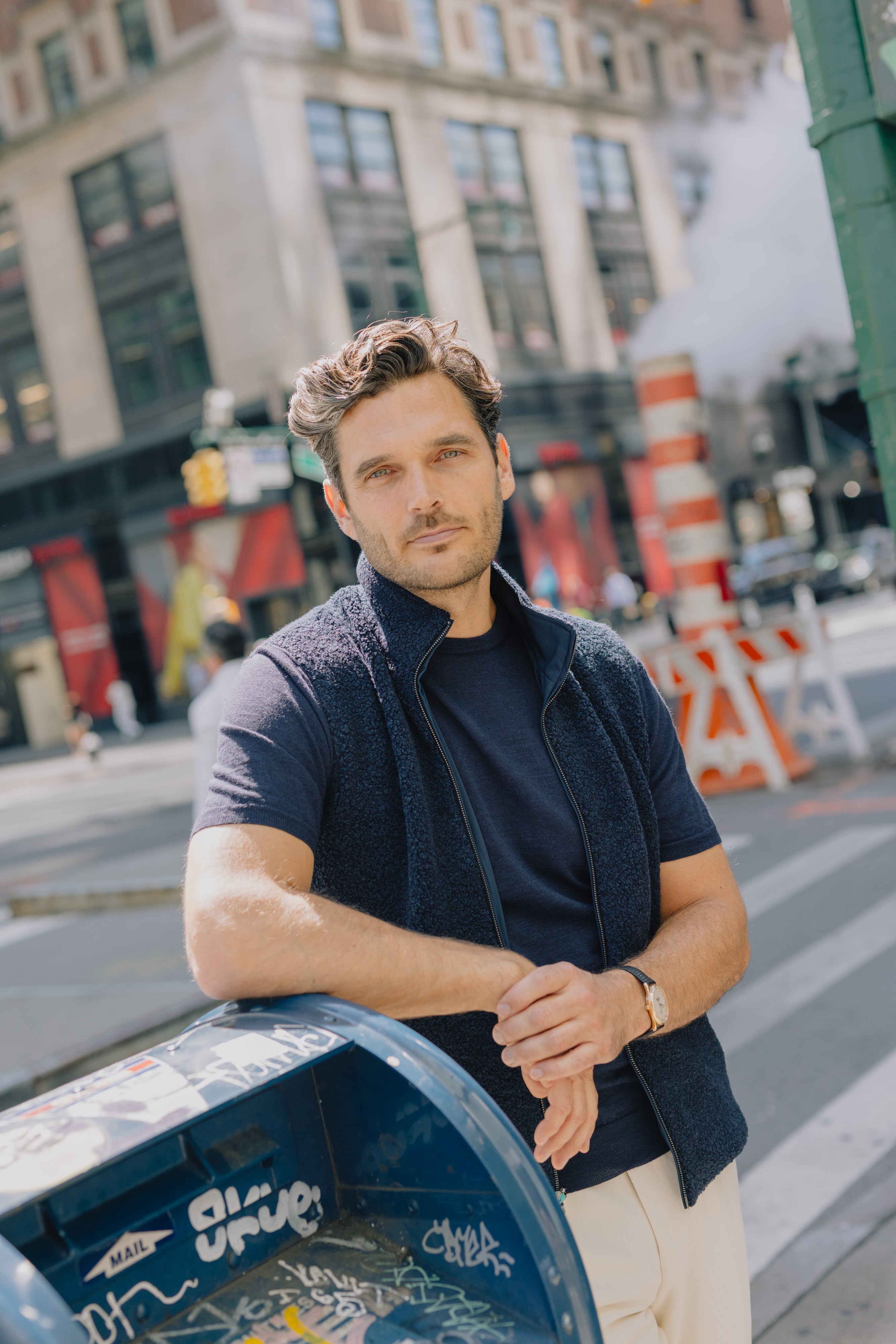 Knitted T-Shirt in Navy Merino Wool – Cad & The Dandy Savile Row