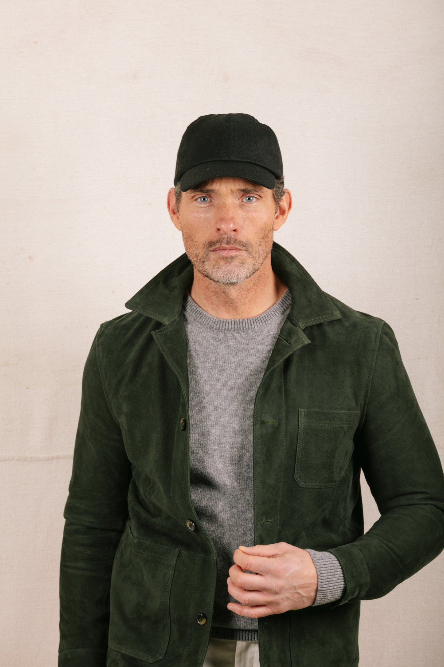 
                  
                    Cashmere Baseball Cap in Black
                  
                