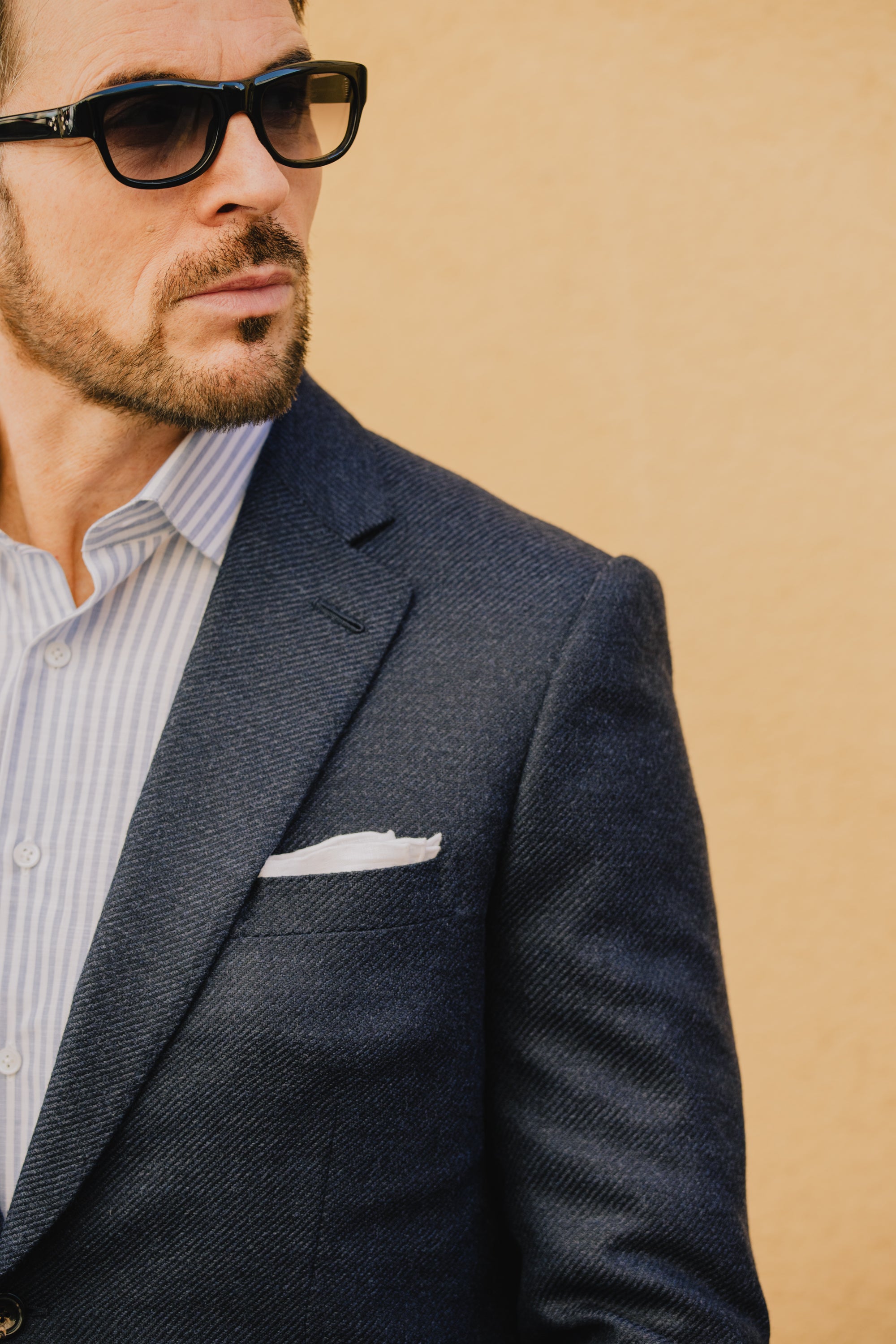 Single Breasted Notch Lapel Jacket in Navy Anniversary Wool – Cad