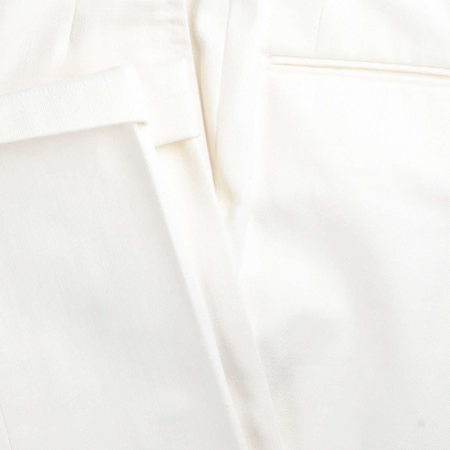 
                  
                    Frontier Jeans in White Denim
                  
                