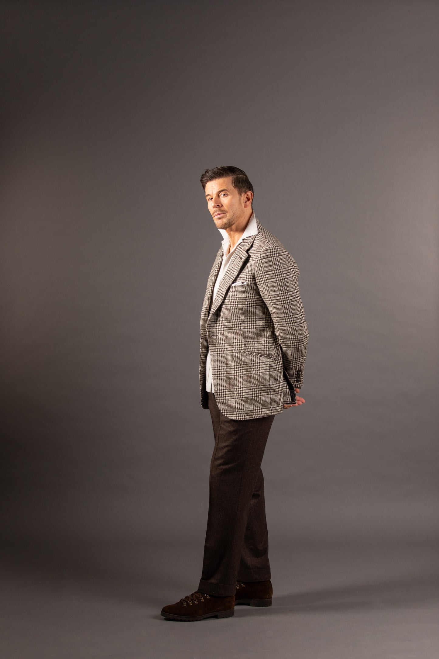 
                  
                    Knitted Cashmere Shirt in Soft Cream
                  
                